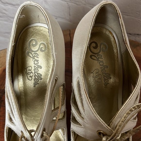 Seychelles I Do Pump in Ivory - Picture 6 of 14